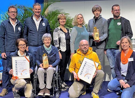 Preisträger:innen des Goldenen Pedals des ADFC Bayern. 