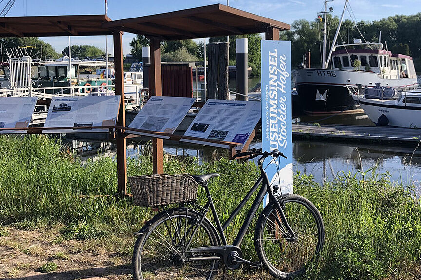 Per Fahrrad zu den Museumsinseln: Der Stöckter Hafen ist Teil der Fahrrad-Rundtour. Per Fahrrad zu den Museumsinseln: Der Stöckter Hafen ist Teil der Fahrrad-Rundtour.