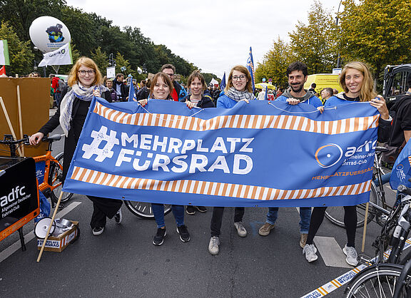 ADFC | Globaler Klimasstreik und ParkingDay im Wrangelkiez am 20. September 2019