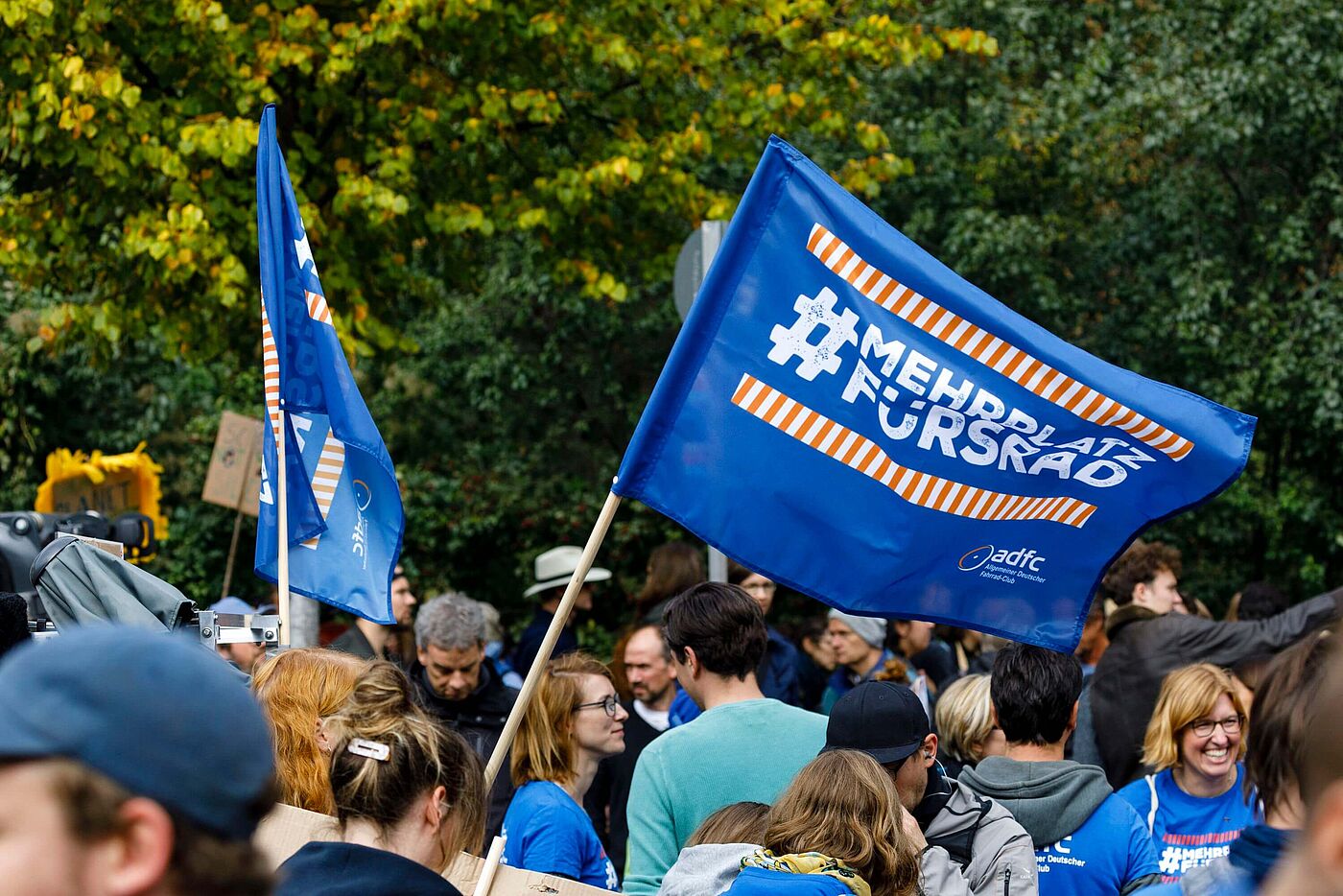 Der ADFC unterstützte den dritten großen Klimaprotest am 20. September und forderte #MehrPlatzFürsRad.