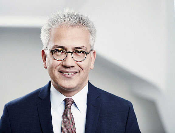 Hessens Wirtschafts- und Verkehrsminister Tarek Al-Wazir.