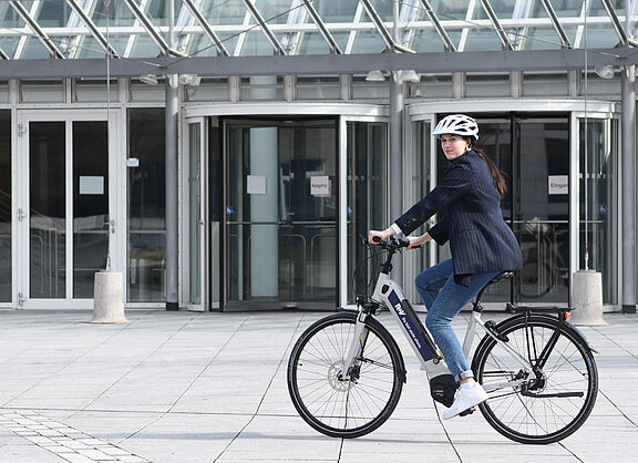 Movelo-Dienstrad der R+V-Versicherung in Wiesbaden
